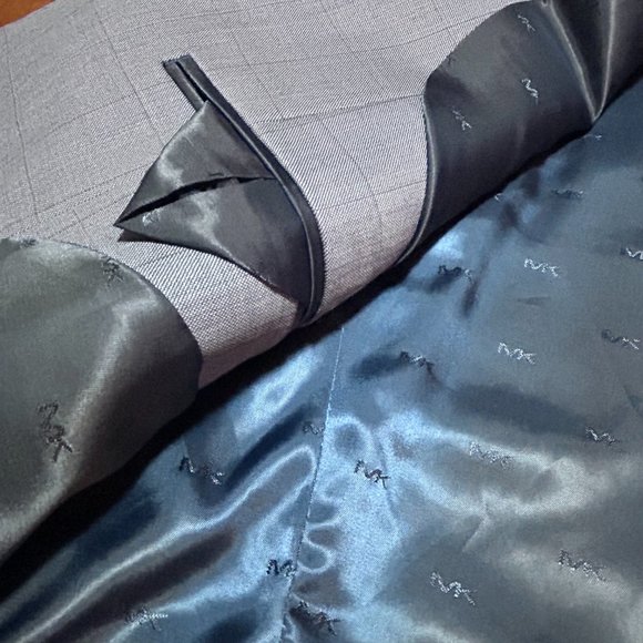 Michael Kors Mens 44R Kris Wool Blend Suit Jacket Blue Gray Windowpane NWT - Picture 6 of 16